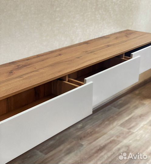 Тумба под тв новая современная (2000мм)