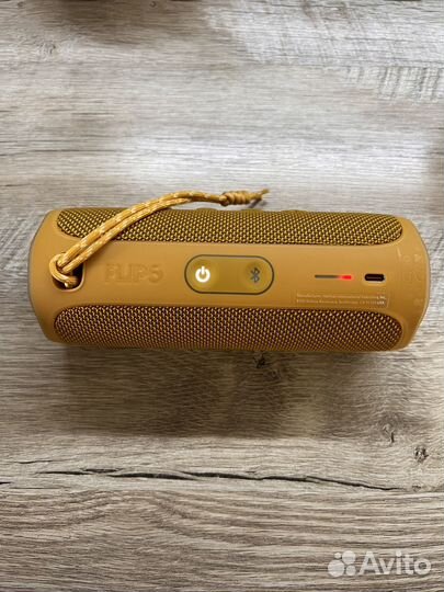Колонка JBL Flip 5 Желтая