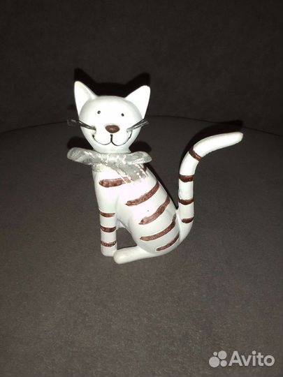 Фигурки декоративные