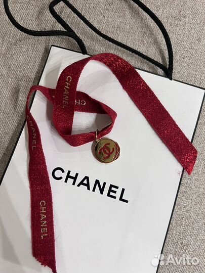Лента,подвеска и пакет chanel оригинал
