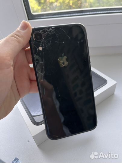 iPhone Xr, 128 ГБ