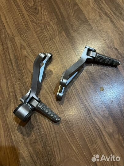 Задние подножки Kawasaki zx636 2003-2004