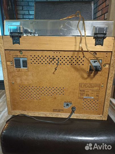 Музыкальный центрsharp