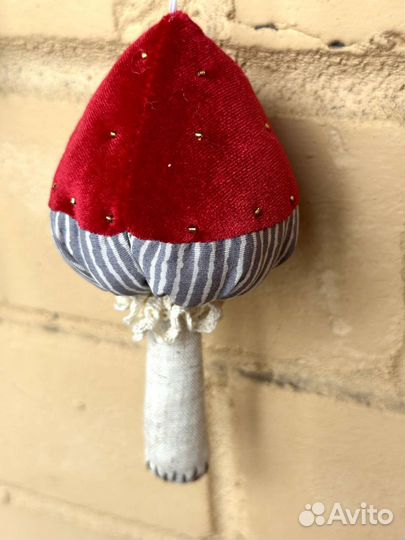 Елочные игрушки