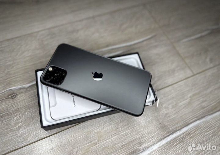 iPhone 11 Pro Max, 64 ГБ