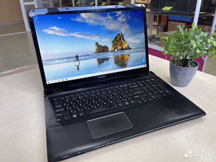 Большой/Классический/Черный Sony