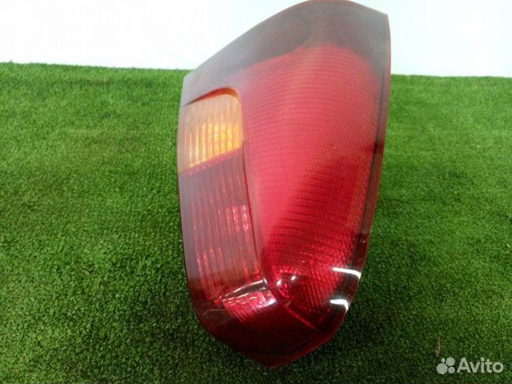 Фонарь задний левый Renault Logan 1 K7M 2009