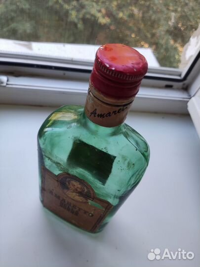 Бутылки для коллекции