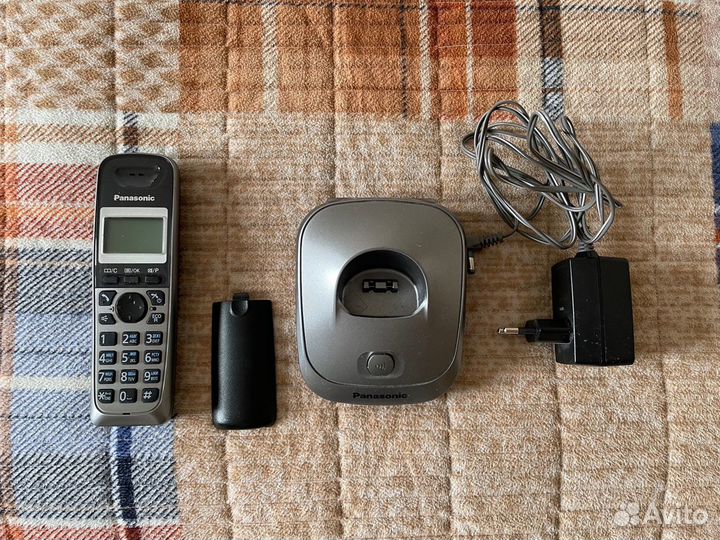 Радиотелефон panasonic