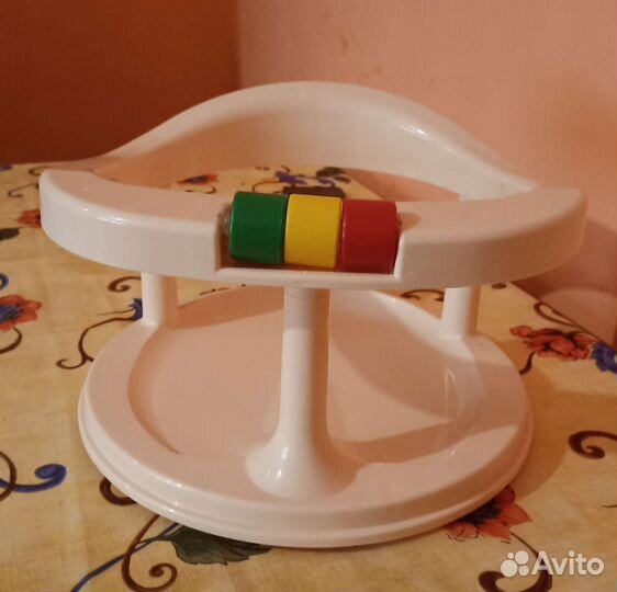 Новый стульчик для купания малыша