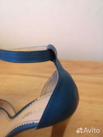 Босоножки женские Италия оригинал 37 размер