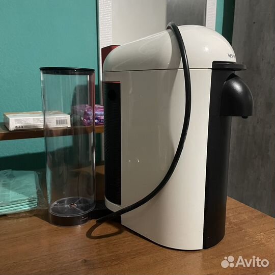 Кофемашина капсульная Nespresso Vertuo