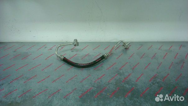 Nissan Primera Р11 92490-2F300 Шланг кондиционера