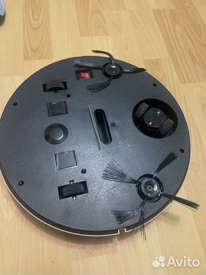 Робот пылесос