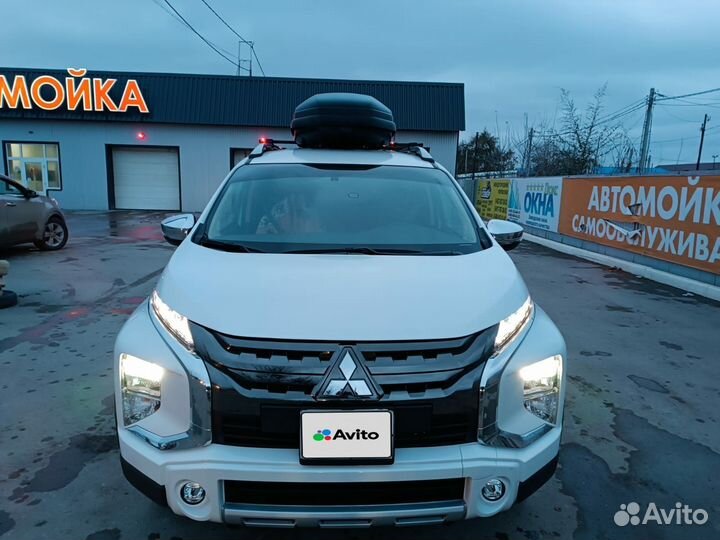 Mitsubishi Xpander Cross 1.5 AT, 2022, 16 000 км