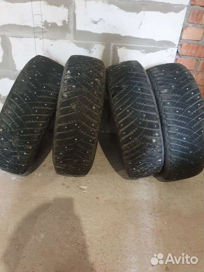Goodyear Ultragrip Ice Arctic 185/65 R15 88
