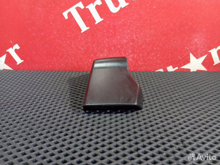 Крышка кронштейна зеркала правая Man TGS, Man TGX