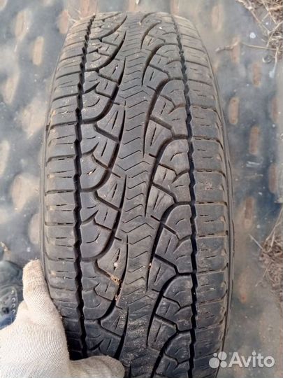 Pirelli Scorpion ATR 215/80 R15