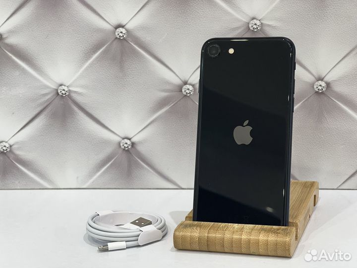 iPhone SE (2020), 64 ГБ