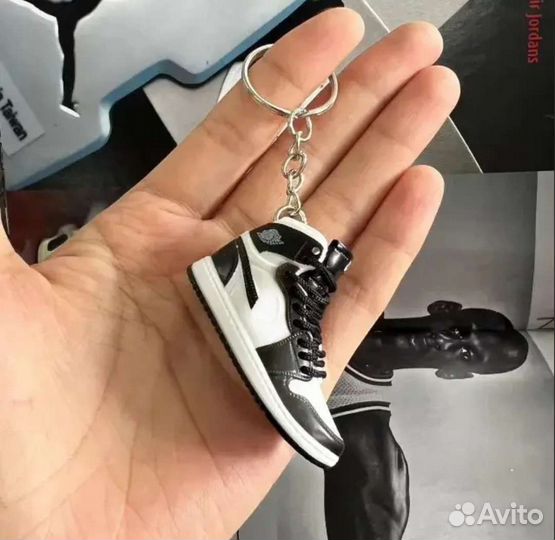 Брелок Джордан