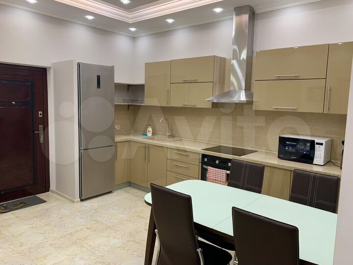 Квартира-студия, 65 м², 3/18 эт.