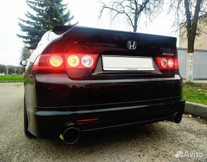 Спойлер Honda Accord 7