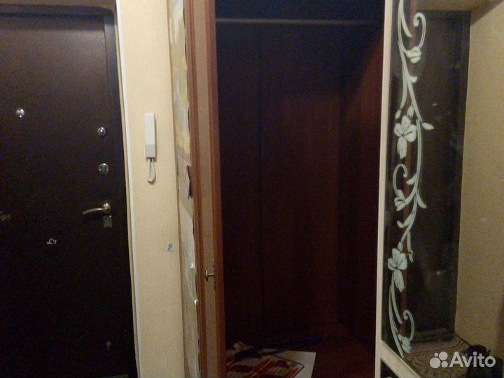 Шкаф для одежды бу