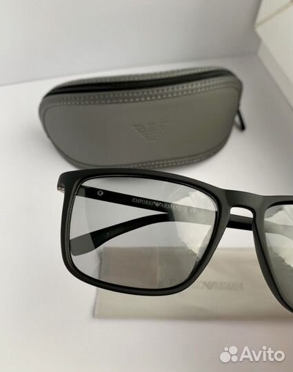 Солнцезащитные очки emporio armani polaroid
