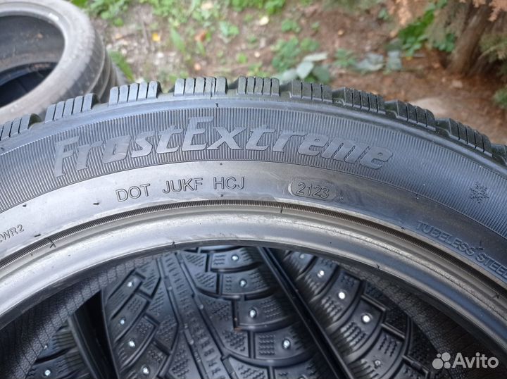 Goodride SW 606 215/55 R18