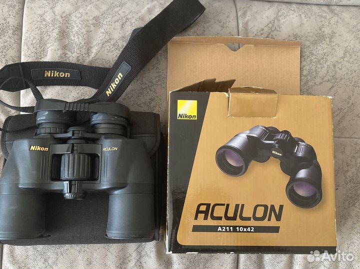 Nikon Aculon A211 10x42