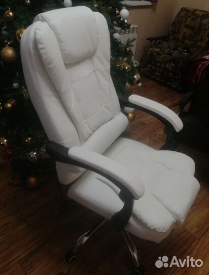 Кресло кожаное компьютерное кресло