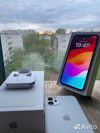 iPhone 11, 128 ГБ