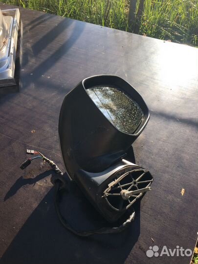 Зеркло правое пежо 5008