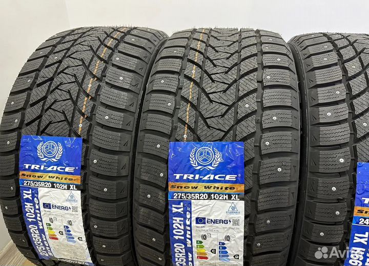 Tri Ace Snow White II 245/40 R20 и 275/35 R20 56H