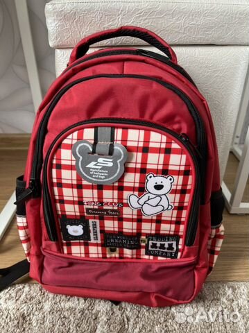 Новый школьный рюкзак для девочки