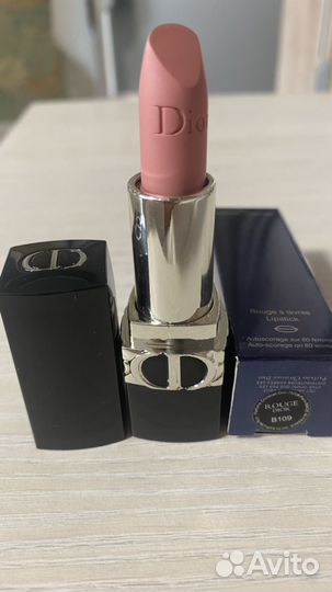 Увлажняющая губная помада Dior / Помада Dior