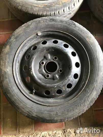 Диски R 15 штампы на Nissan Almera