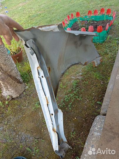 Крыло левое nissan almera G15