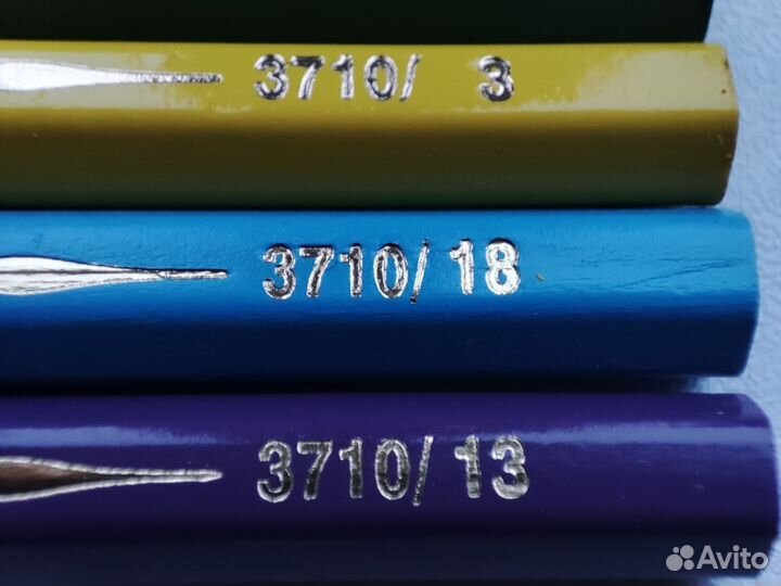 Карандаши акварельные Koh-i-noor Mondeluz и Deli