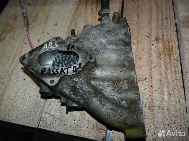 Коллектор впускной passat B3 1.8 ABS