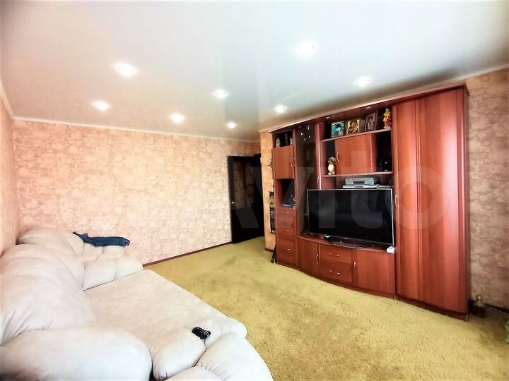 3-к. квартира, 60 м², 8/9 эт.