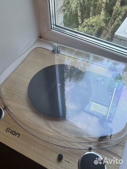 Виниловый проигрыватель ion