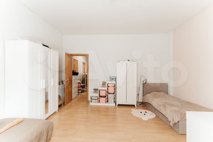 2-к. квартира, 71,5 м², 1/17 эт.