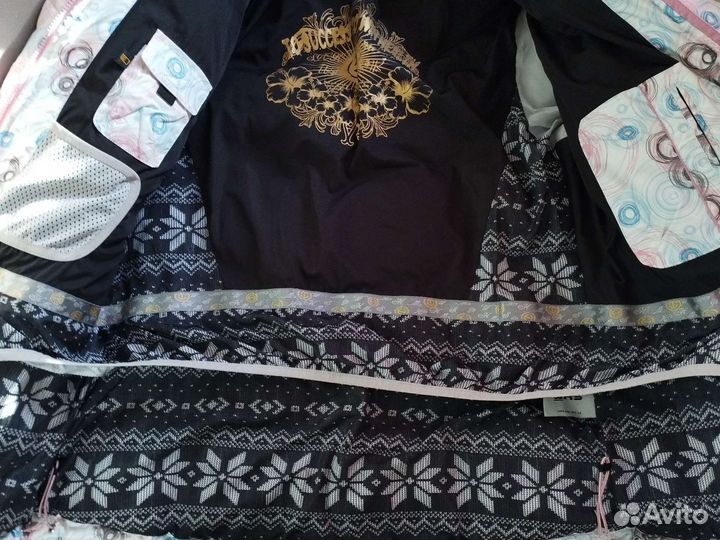 Горнолыжная куртка женская 48 50