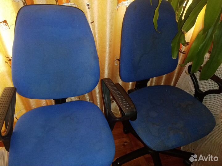 Компьютерное офисное кресло