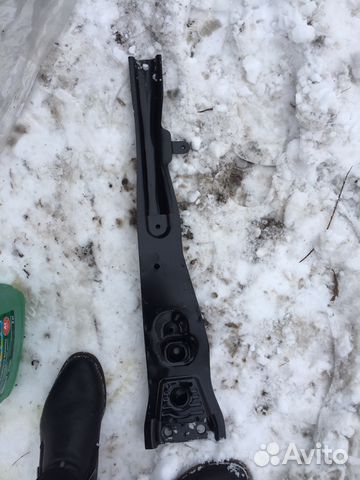 Подрамник на lancer 10