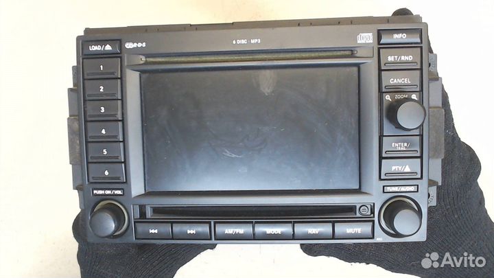 Магнитола Jeep Commander, 2006