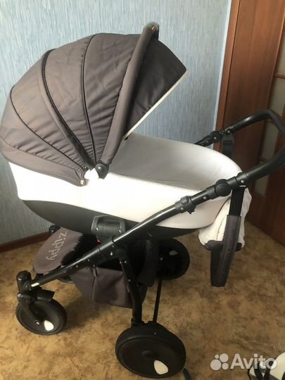 Коляска tutis zippy 3 в 1