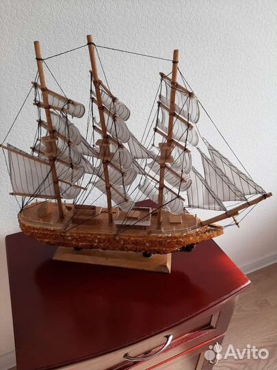 Корабль коллекционный