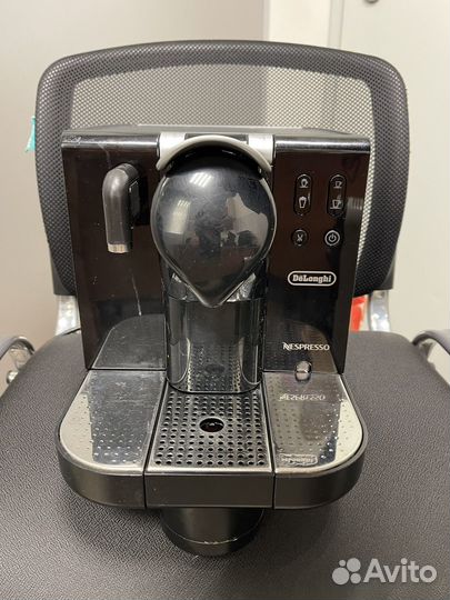 Кофемашина delonghi nespresso